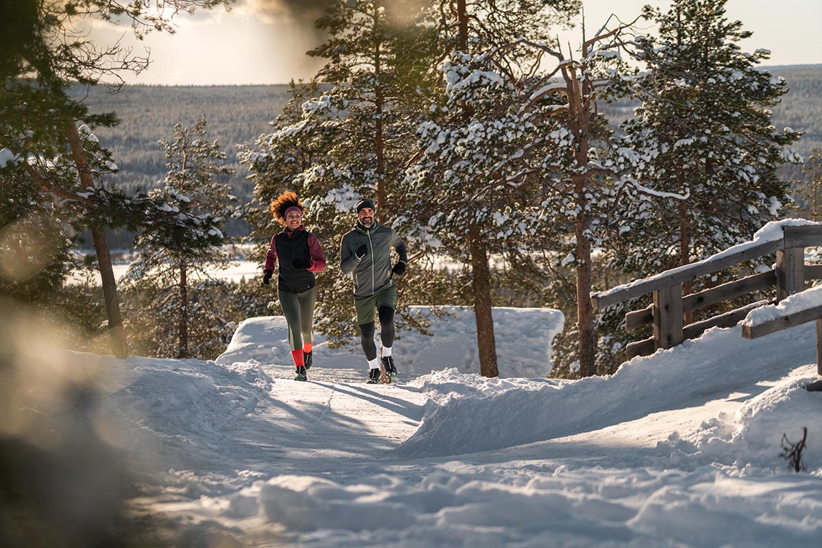 Talvijuoksu onnistuu Icebugin nastakengillä